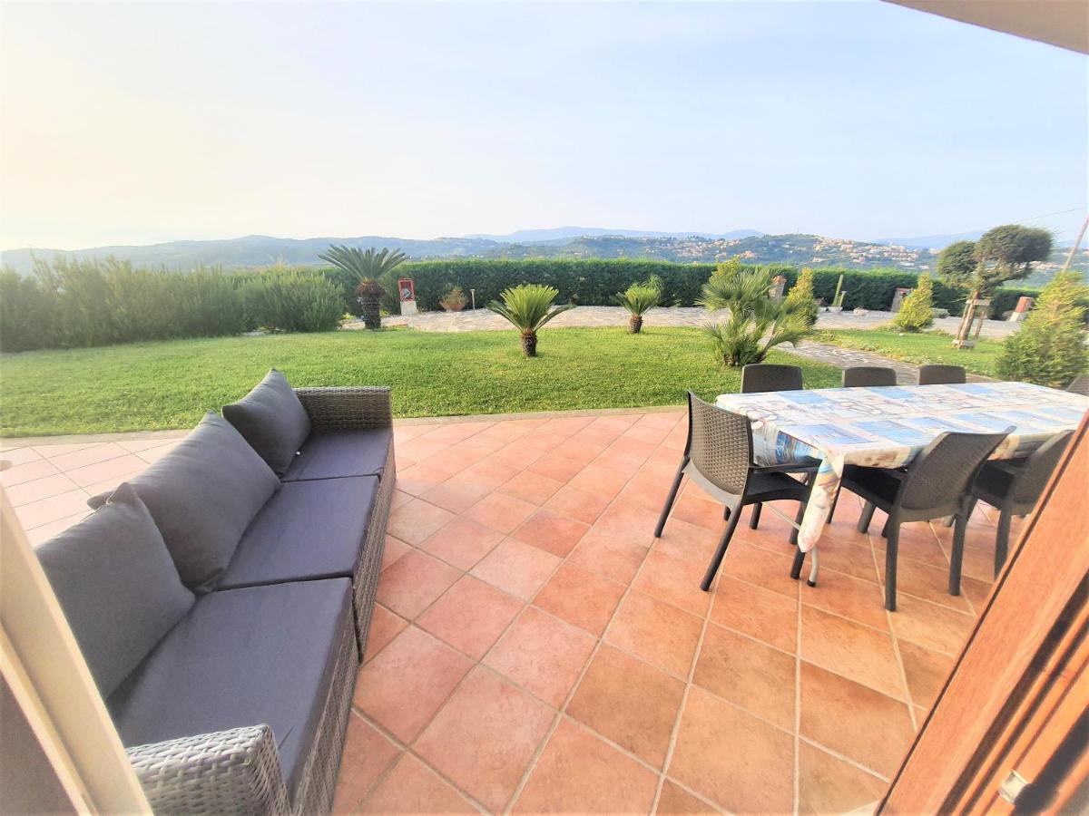Casa Vacanza Villa Aurora Laureana Cilento Exterior foto