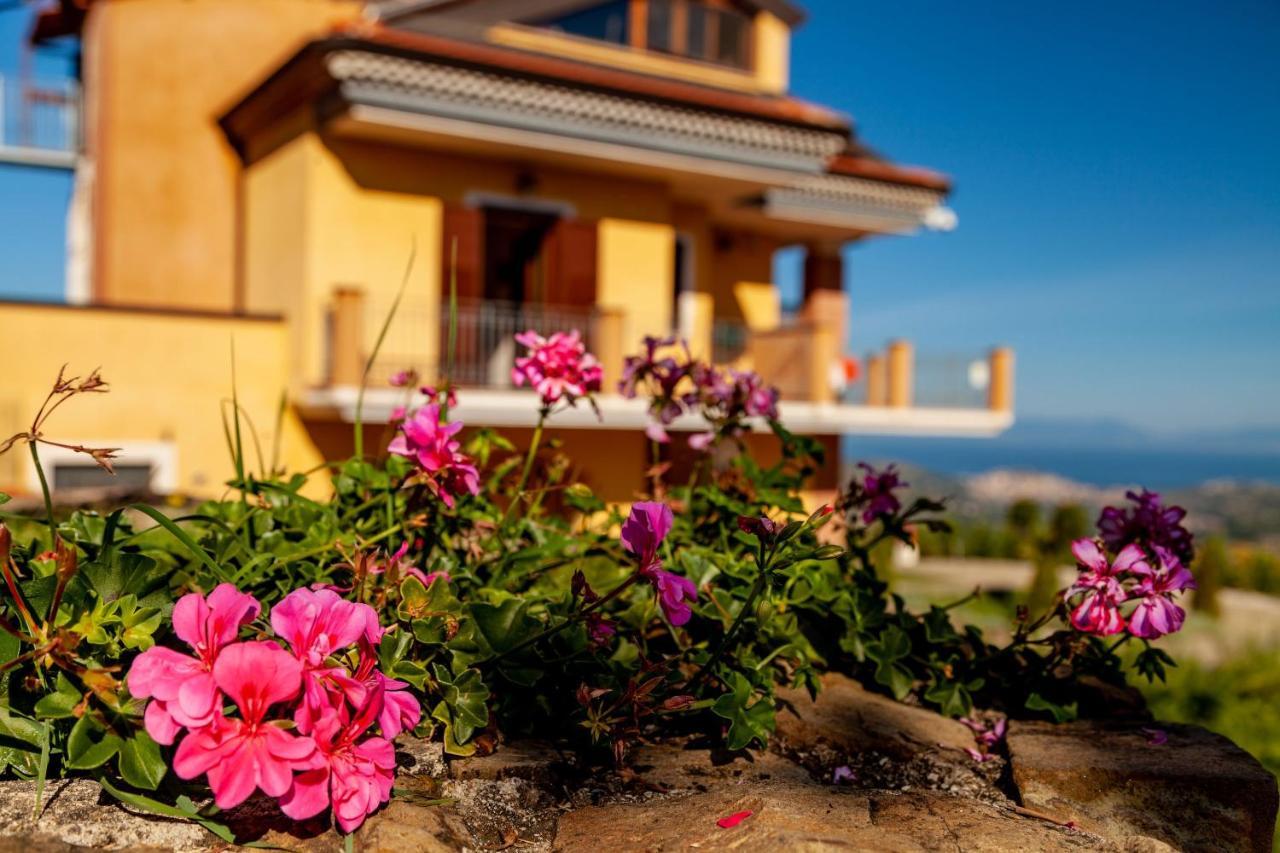 Casa Vacanza Villa Aurora Laureana Cilento Exterior foto